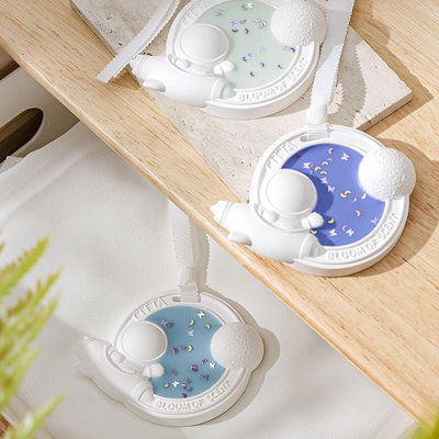 Raumfahrtfahrer Kaninchen Mond Custom Duftblumen Sojawachstabletten