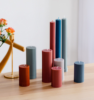 Buntes Paraffinwachs 60G roch Hauptduft-Geschenk-Satz-Säulen-Kerze