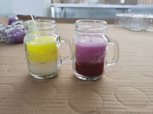 Aroma-Ausgangssojabohnenöl-Wachs netter Mason Jar Custom Scented Candle mit Griff