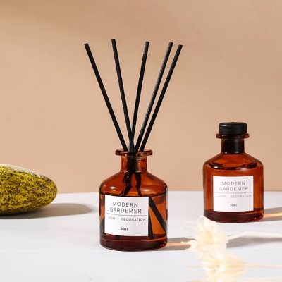 Kleines Aroma Reed Diffuser And Oil 50ml Brown-Flaschen-DPMA