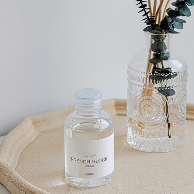 Geprägter Blumenduft-Lufterfrischer Natürlicher Reed-Diffusor 100 ml für das Büro