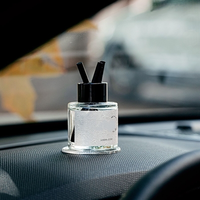 Feuer des Duft-einzigartiges Richtungs-Auto-Aromatherapie-ätherischen Öls frei mit nicht Läufer