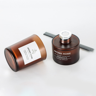 Satz AROMA-AUSGANGS-Heiß-Verkauf Öl-Duft-Glasgefäß-Luxus-Browns Reed Diffuser Scented Candles Gift