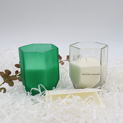 Aroma-Ausgangssojabohnenöl-Wachs-duftende Kerze mit kundengebundenem Hexagon-Kerzen-Glas für Inneneinrichtung