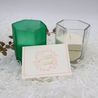 Aroma-Ausgangssojabohnenöl-Wachs-duftende Kerze mit kundengebundenem Hexagon-Kerzen-Glas für Inneneinrichtung