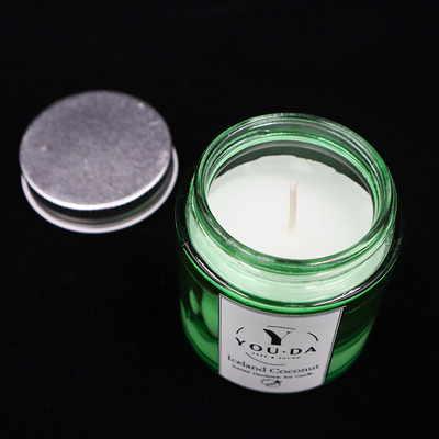Sojabohnenöl-Wachs roch selbst gemachten Mason Jar Candles Coconut Oil im grünen Glas