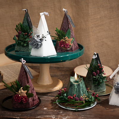 Kundengebundenes Sojabohnenöl-duftendes Kerzen-Weihnachtsweihnachtsbaum-Geschenk stellte 2pk ein