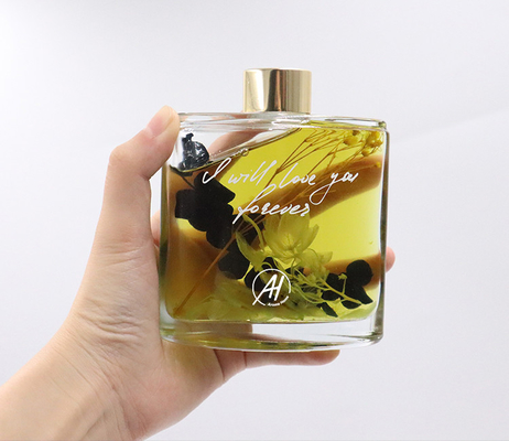 Quadrat-Flaschen-Luxusgeschenk Aroma-Reed Diffusers 180ml eingestellt mit weißem Kasten