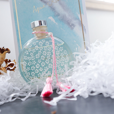 Luxusgeschenk Aroma-Reed Diffusers 130ml eingestellt mit rosa Knoten und steifem Kasten