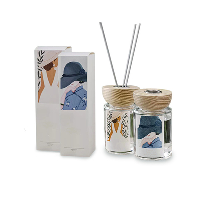 Kundenspezifisches buntes Geschenk stellte Luxusparfüm 120ml mit CMYK-Kasten-Aroma Reed Diffuser ein
