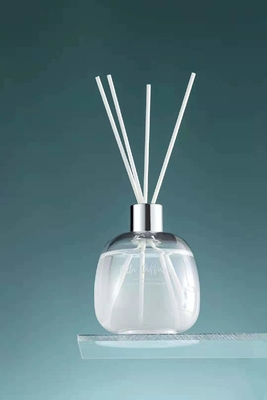 Kundenspezifischer weißer Blumen-Bambus Aroma-Reed Diffuser Gift Sets 200ml Cocodor