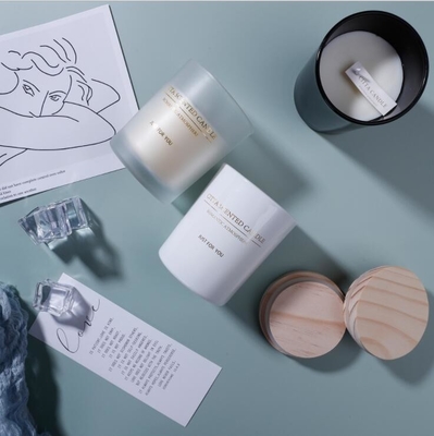 Aromatherapie-Sojabohnenöl-Aroma-Ausgangskerze 5Oz des Schwarz-EN15493 weiße mit hölzernem Deckel