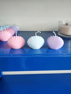 Kundengebundene verschiedene Formen Shell Flower Paraffin Wax Candles